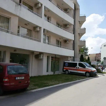 Apartment Katya By The Beach